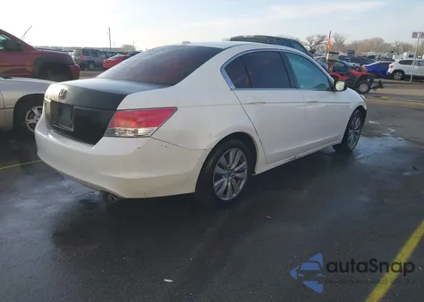 2011 Honda Accord 2.4 Ex-L z USA, uszkodzony, nr VIN 1HGCP2F87BA022013